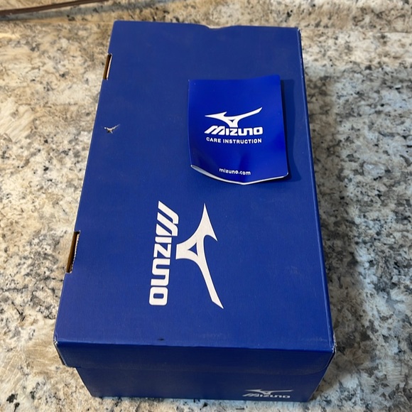 Mizuno Wave Catalyst 2 Sneakers - Picture 8 of 9